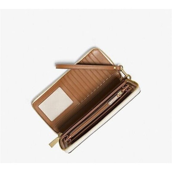 New Michael Kors Jet Set Large Travel Continental Wallet Logo Vanilla - Picture 7 of 7